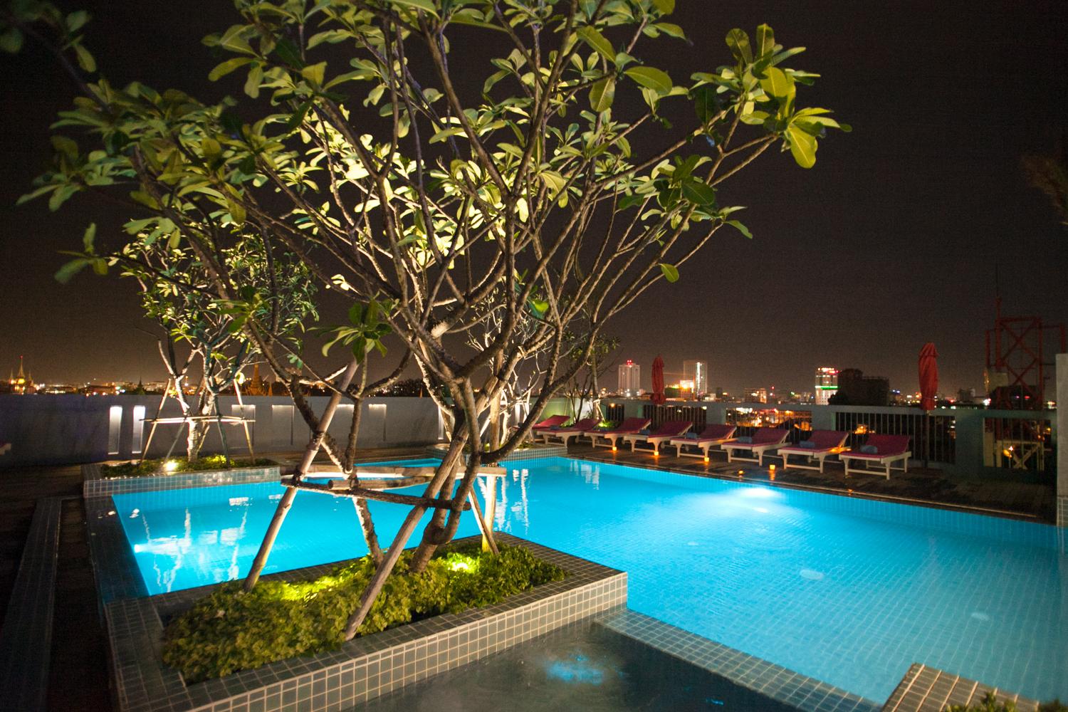 โรงแรมแฟรงกิปานี รอยัลพาเลซ พนมเปญ ภายนอก รูปภาพ